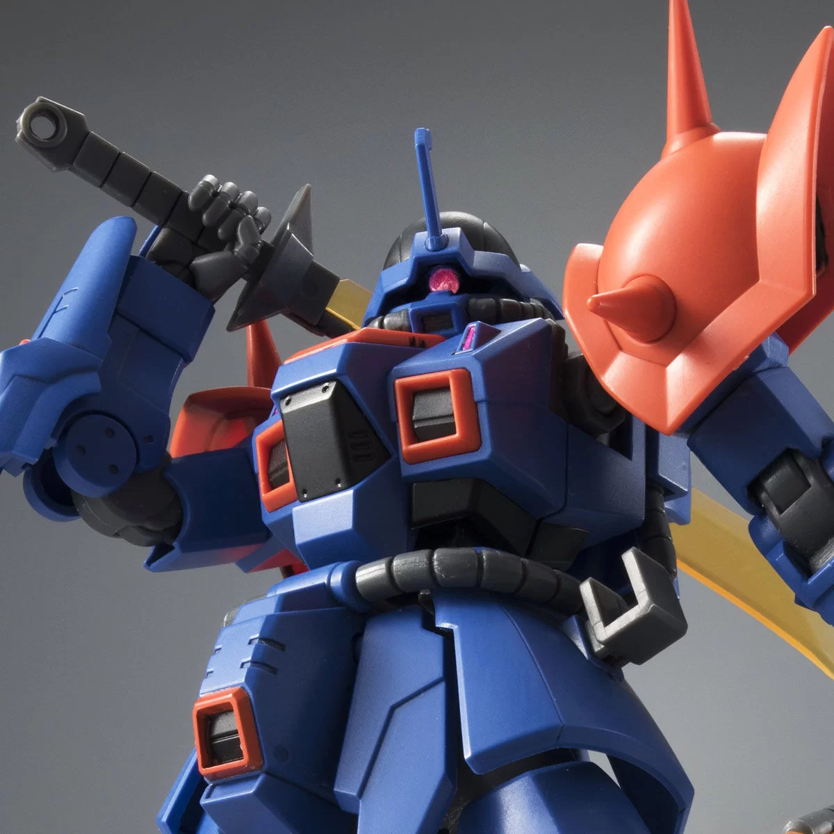 「HGUC 1/144 精灵高达」等 3 种高达模型转售商品将于 10 月 15 日 11:00 开始在 Preban 接受预订。